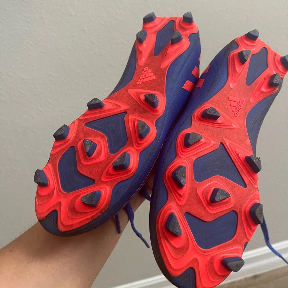 Adidas Predator Edge .4 S FxG GW2371 Kids Size 2.5 Cleats - Picture 8 of 8